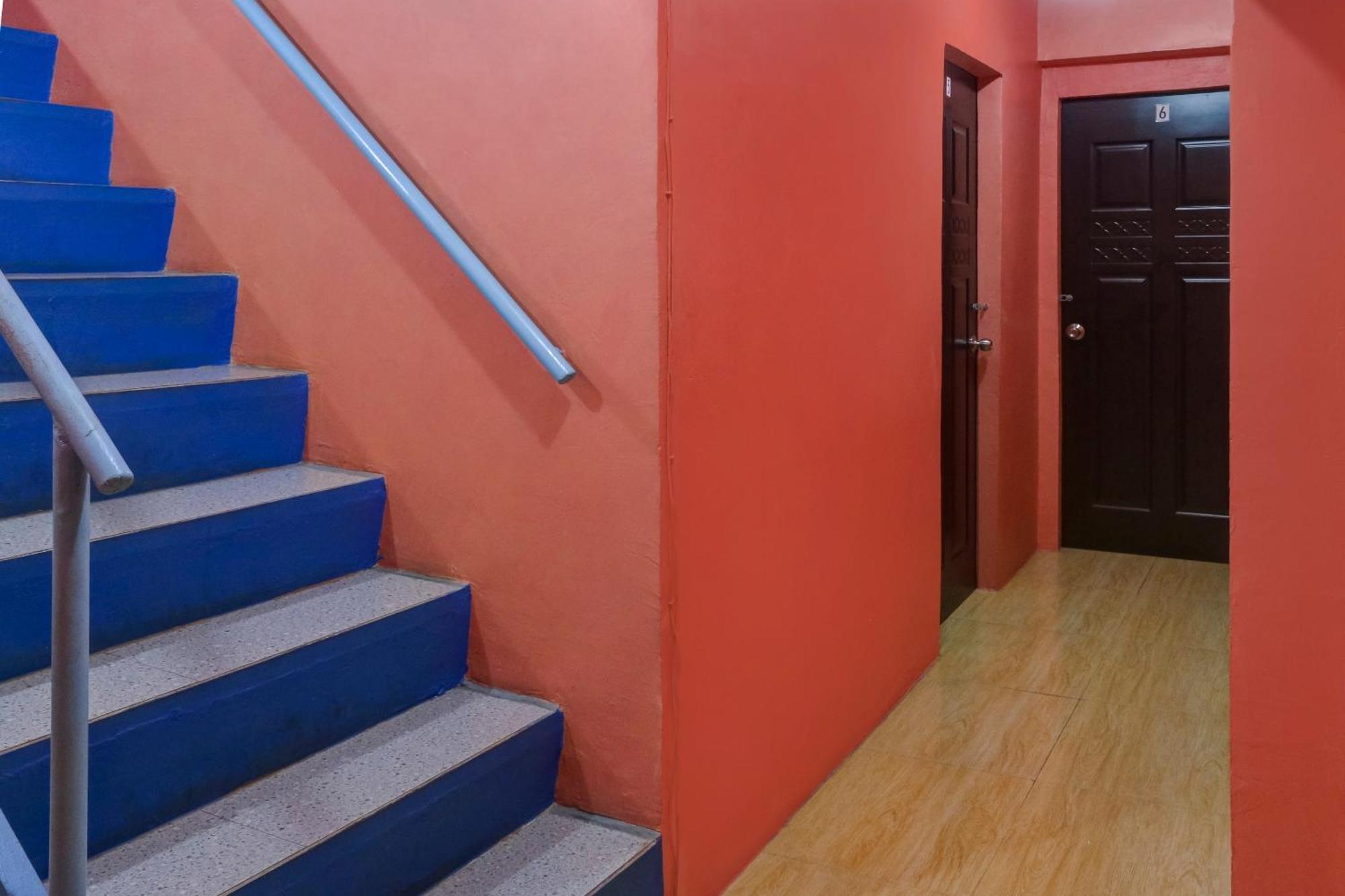 Hotel Solanos Transient House Pasay Esterno foto