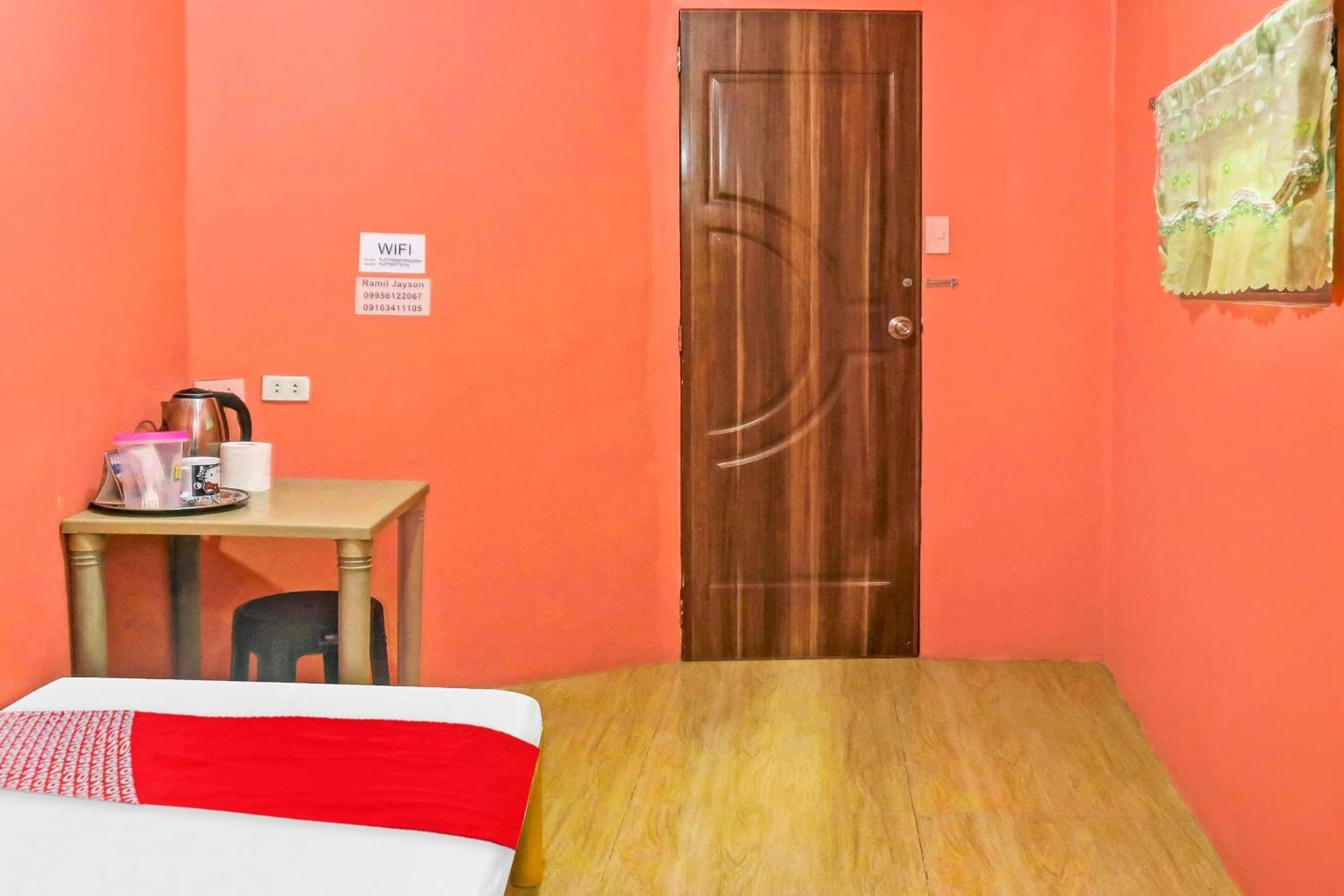 Hotel Solanos Transient House Pasay Esterno foto